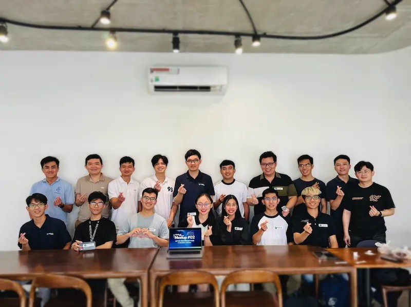IO Scholar Community